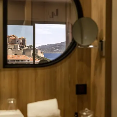 L'acquale Hotel