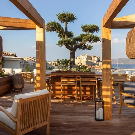 L'acquale Hotel
