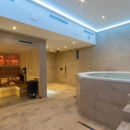 L'acquale Hotel Calvi (Corsica)
