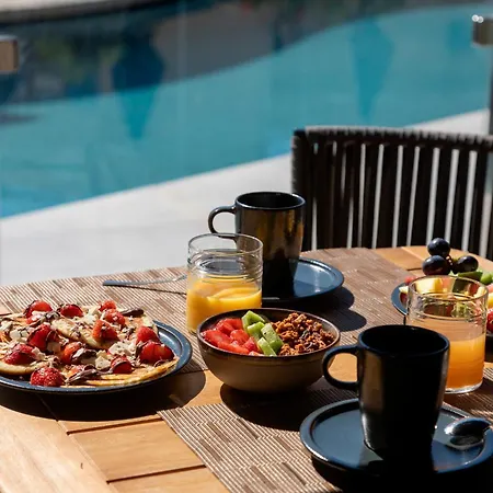 L'acquale Ξενοδοχείο Καλβί