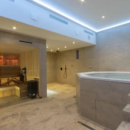 L'acquale Hotel Calvi (Corsica)