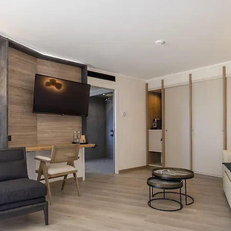 L'acquale Ξενοδοχείο Καλβί