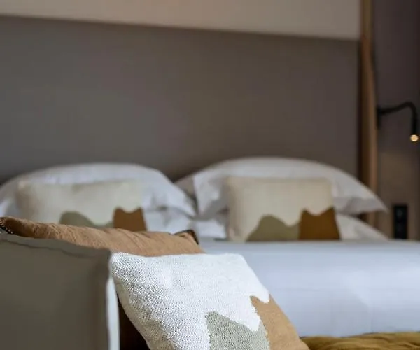 Отель L'acquale 4*