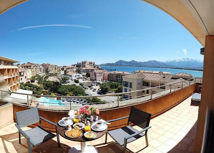 L'acquale Hotel Calvi (Corsica)