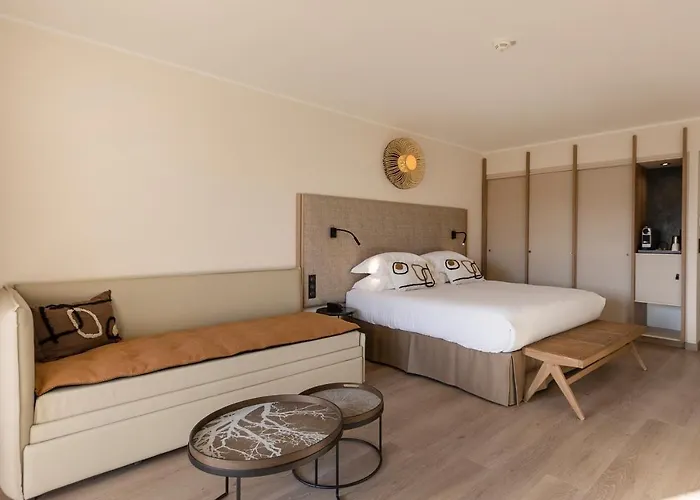 Hotel L'acquale Calvi (Corsica)